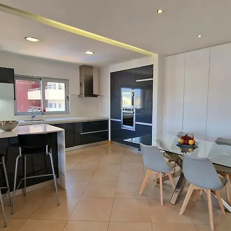 Deluxe 2 Bedroom With Bbq * Lagos