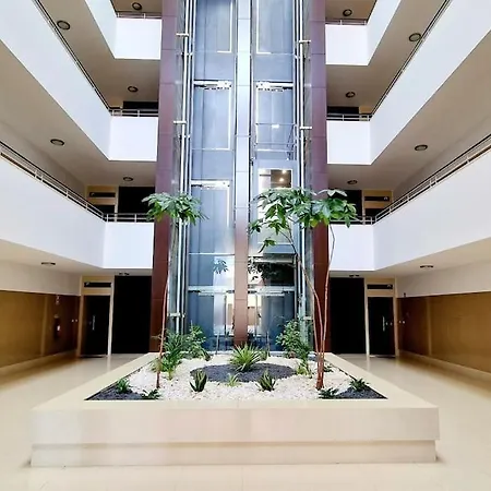 アパート Deluxe 2 Bedroom With Bbq ラゴス