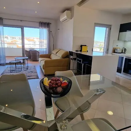Deluxe 2 Bedroom With Bbq Apartament